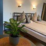 Syrtaki Rooms Comfortable Business Stay Im Schwarzwald Gernsbach