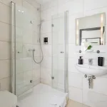 Syrtaki Rooms Comfortable Business Stay Im Schwarzwald Hotel *
