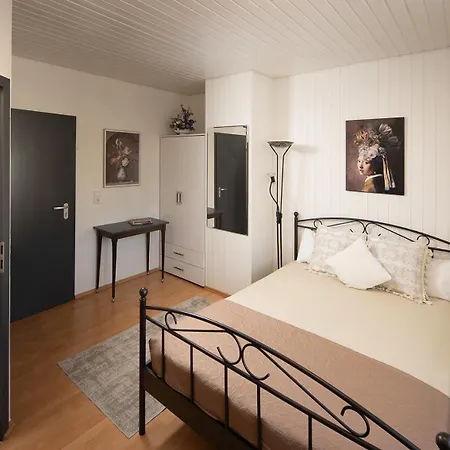 Hotel Syrtaki Rooms Comfortable Business Stay Im Schwarzwald