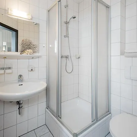 Syrtaki Comfortable Business Im Schwarzwald 盖恩斯巴赫